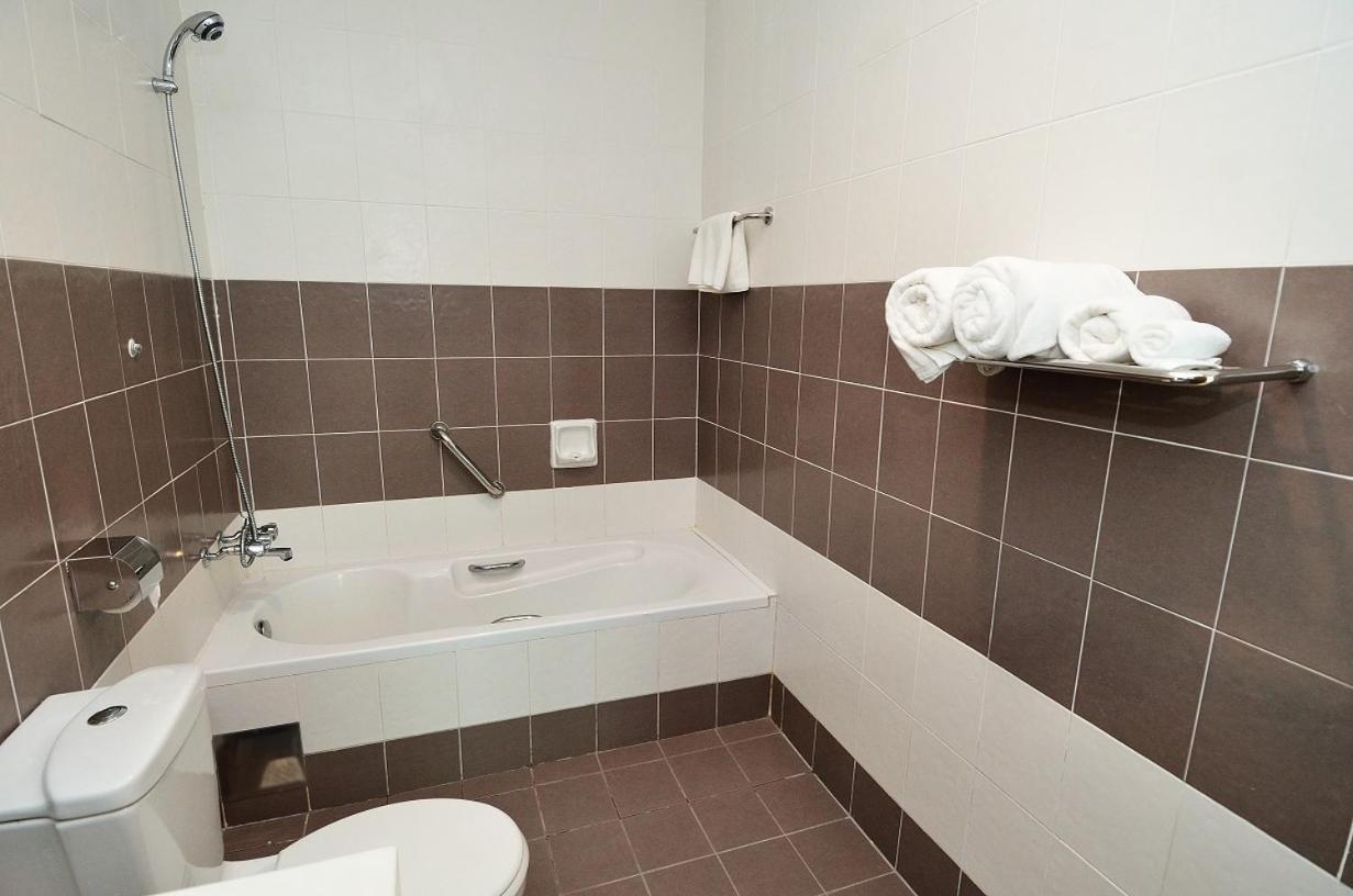 Holiday Villa Hotel & Suites Kota Bharu - Wakaf Che Yeh, Night Market מראה חיצוני תמונה