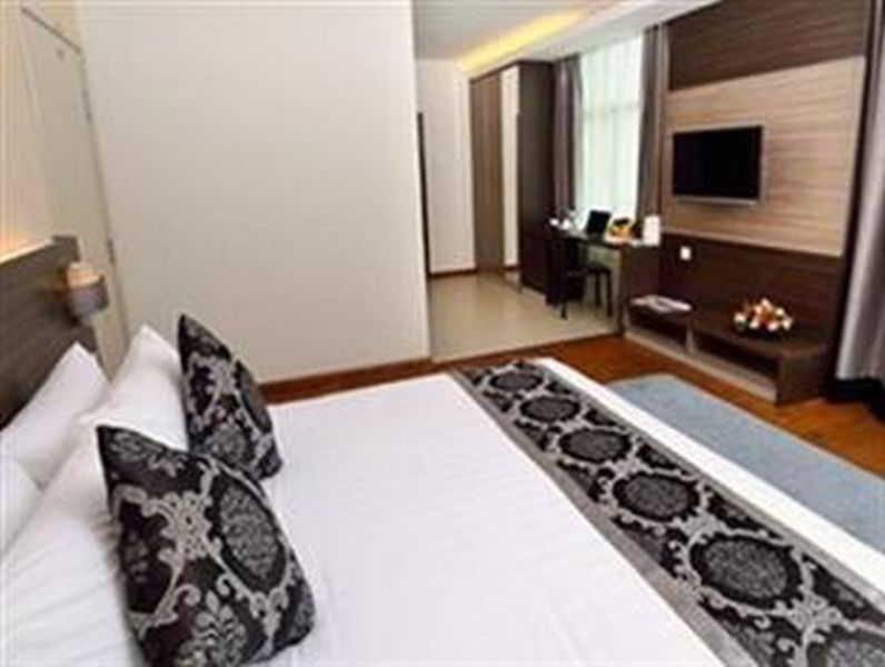 Holiday Villa Hotel & Suites Kota Bharu - Wakaf Che Yeh, Night Market מראה חיצוני תמונה