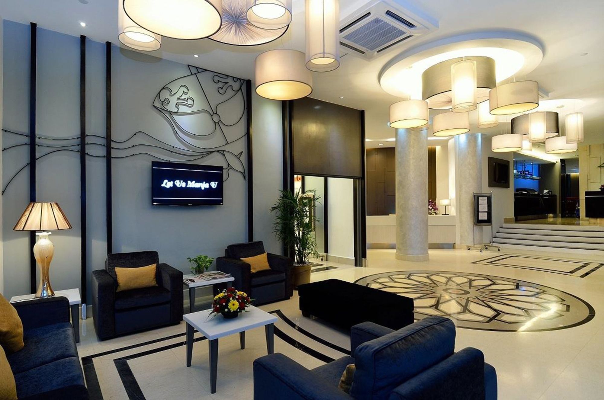 Holiday Villa Hotel & Suites Kota Bharu - Wakaf Che Yeh, Night Market מראה חיצוני תמונה